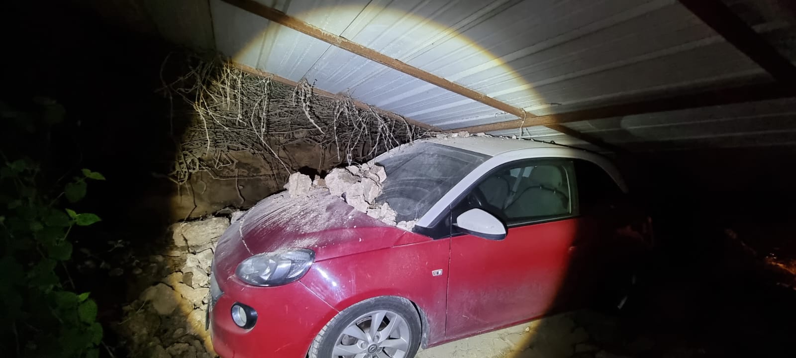 WhatsApp Image 2022-01-21 at 10.40.56 PM (1).jpeg